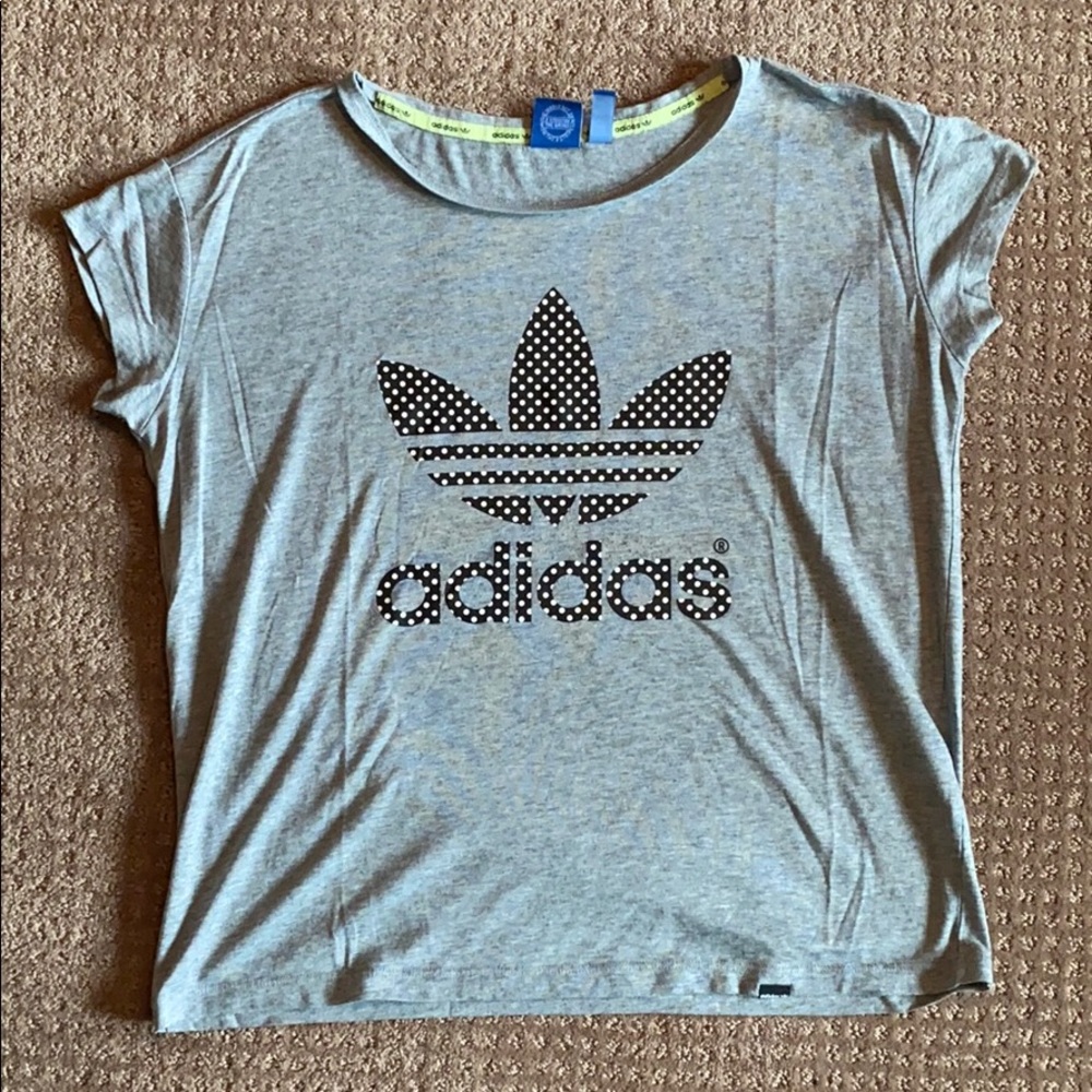 adidas trefoil logo tee